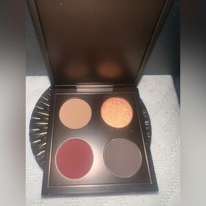 MAC Overpacked Eyeshadow Palette